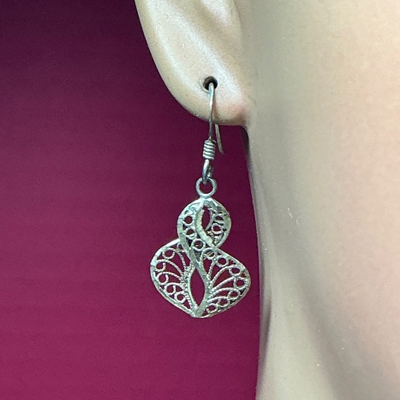 Sterling Silver Filigree Dangle Earrings. 1 3/8 inches long - Picture 2 of 6